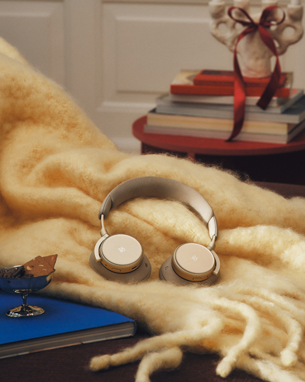 Beoplay H100.png