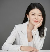张莹莹:不惧“至暗时刻”,创造自己说了算的人生!